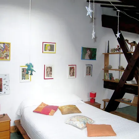 ベッド・アンド・ブレックファスト Sequoia Garden 3*