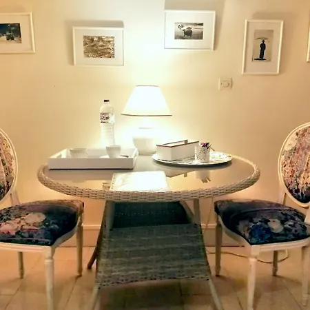 ベッド・アンド・ブレックファスト Sequoia Garden ボルドー