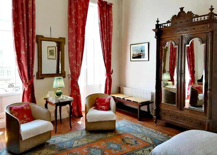 فندق مبيت وإفطار Sequoia Garden 3*