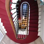 Frühstückspension Sequoia Garden 3*