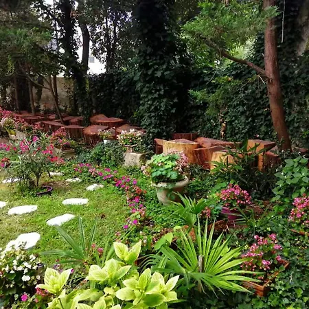Sequoia Garden 3*