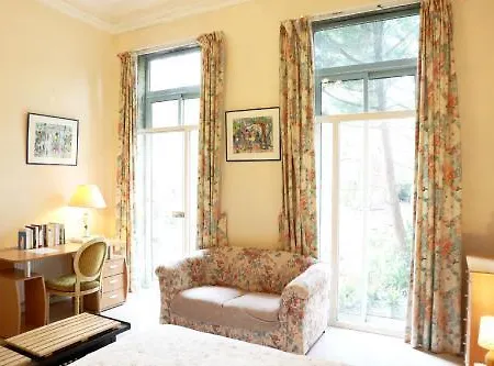 Sequoia Garden Μπορντό